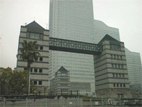 横浜